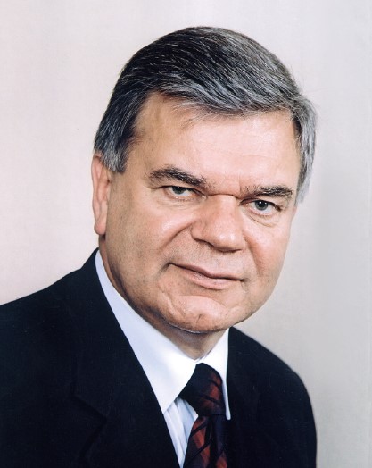 Кремень Василь Григорович